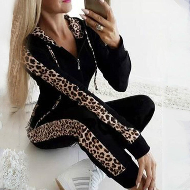 Women Autumn Winter Keep Warm Outdoor Running Suits 2pcs Sports Tracksuits Leopard Patchwork Hooded Zip Jacket Pants Fitness Set